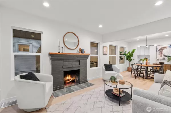 Seattle, WA 98119,610 W Halladay ST