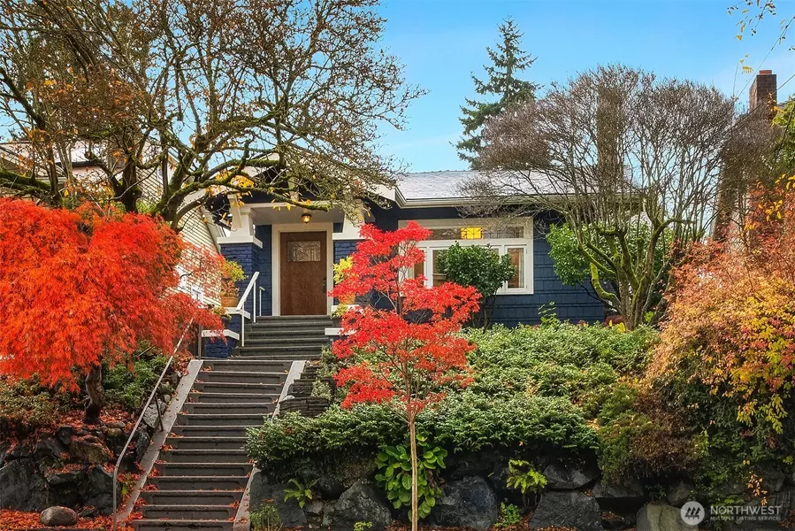 5711 Latona AVE NE, Seattle, WA 98105