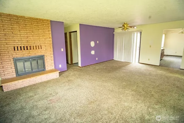 Kelso, WA 98626,501 Division ST