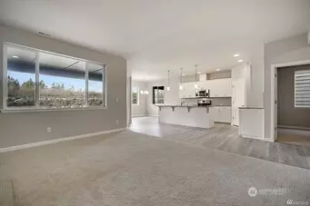 Yelm, WA 98597,9967 Merrick DR SE #373