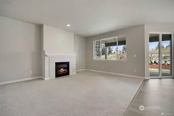 Yelm, WA 98597,9967 Merrick DR SE #373