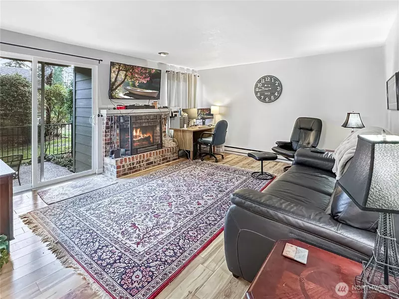 820 Cady RD #E102, Everett, WA 98203