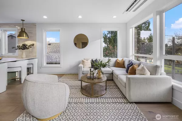 Seattle, WA 98112,2618 E Roy ST