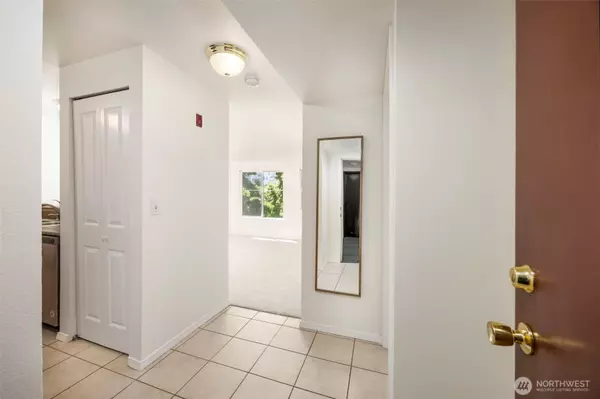 Seattle, WA 98122,300 10th AVE #A310