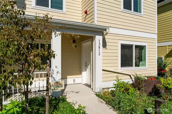 Tukwila, WA 98168,13813 32nd LN S