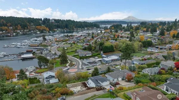 Gig Harbor, WA 98332,8307 Bayridge AVE