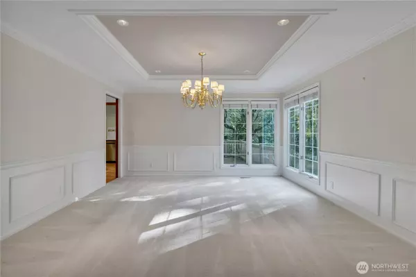 Sammamish, WA 98075,19225 SE 25th St