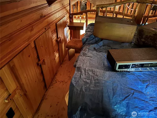 Hoodsport, WA 98548,20 N Deer CT