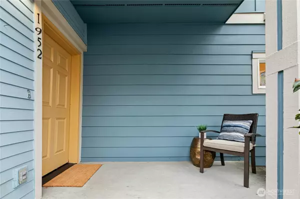 Issaquah, WA 98029,1952 18th AVE NE