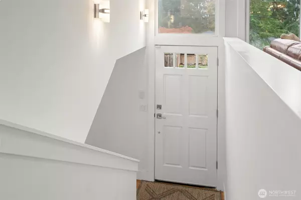 Des Moines, WA 98198,21240 15th AVE S