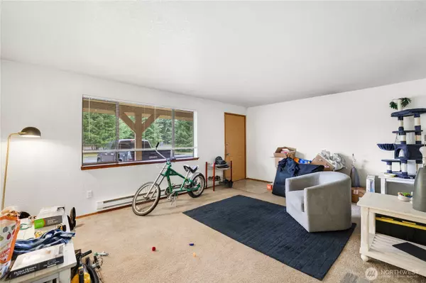 Spanaway, WA 98387,22416 40th AVE E