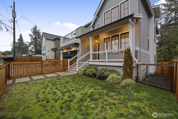 Seattle, WA 98116,2714 Fairmount AVE SW