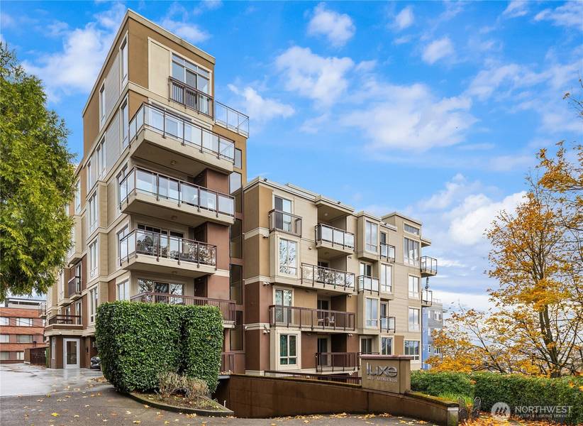 500 5th AVE W #705, Seattle, WA 98119