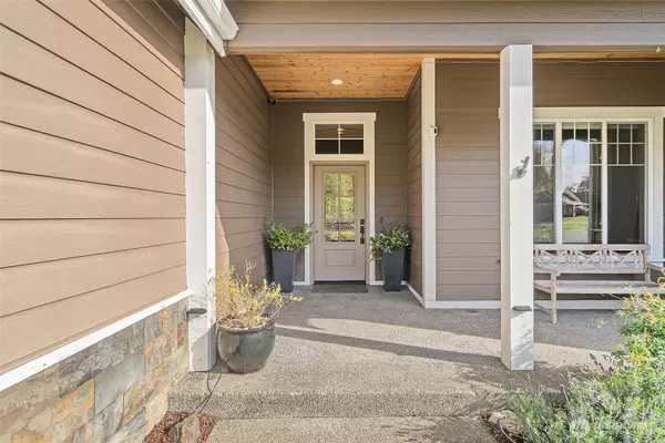 Olympia, WA 98502,6102 49th TRL NW