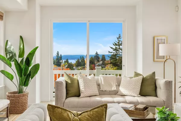 Seattle, WA 98116,4840 46th AVE SW