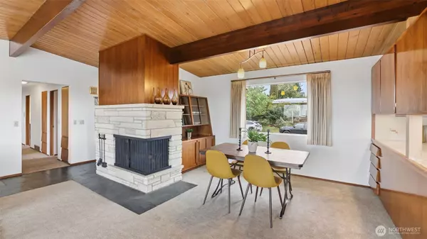 Renton, WA 98056,1401 Lincoln AVE NE