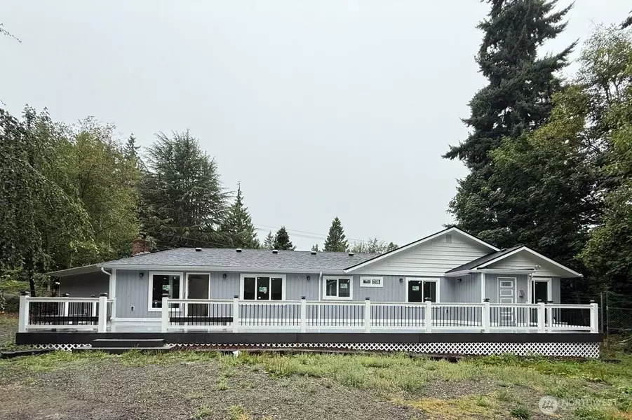1903 Shaw RD, Puyallup, WA 98372