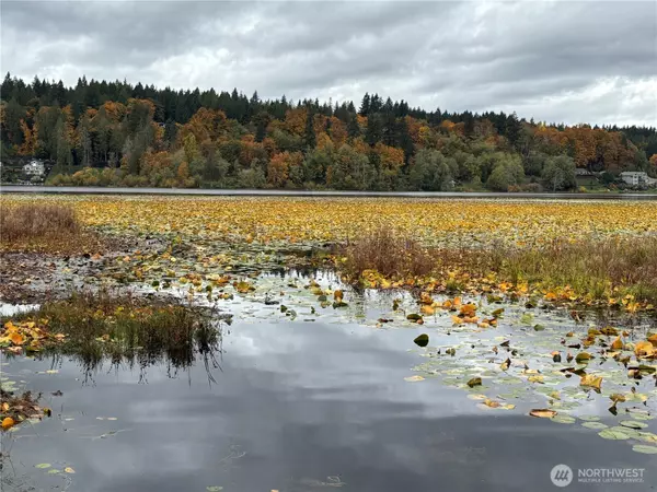 8582 Long Lake RD SE, Port Orchard, WA 98367