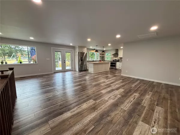 Port Orchard, WA 98367,8582 Long Lake RD SE