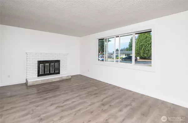 Lynden, WA 98264,6852 Dutch Haven DR