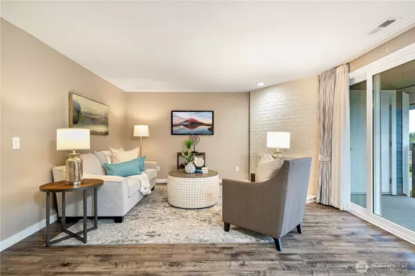 Bellevue, WA 98005,12540 SE 32nd ST #35