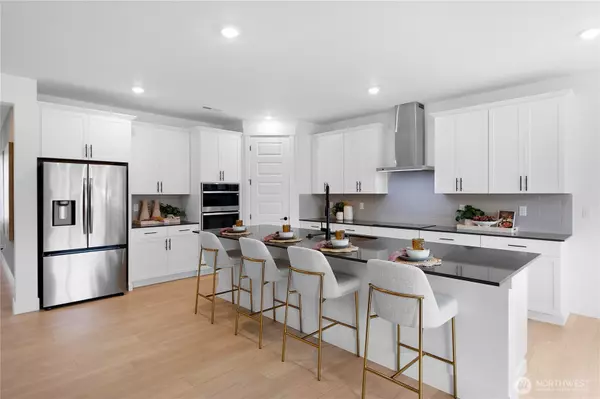 Sequim, WA 98382,532 Silver Frost DR