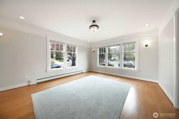 Seattle, WA 98144,703 18th AVE S