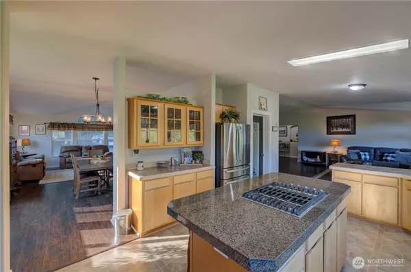 South Bend, WA 98596,1220 Morrison RD