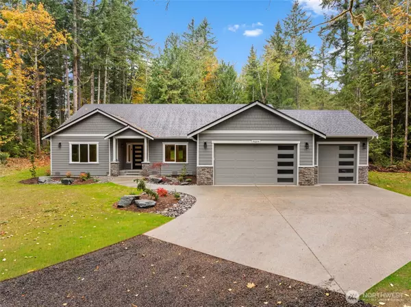 5635 SE Aloha LN, Port Orchard, WA 98367