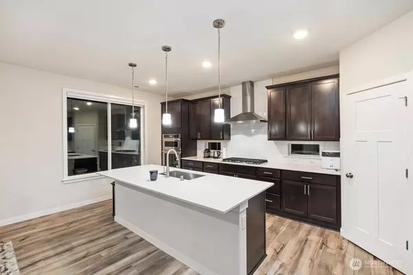 Puyallup, WA 98374,13426 183rd ST E