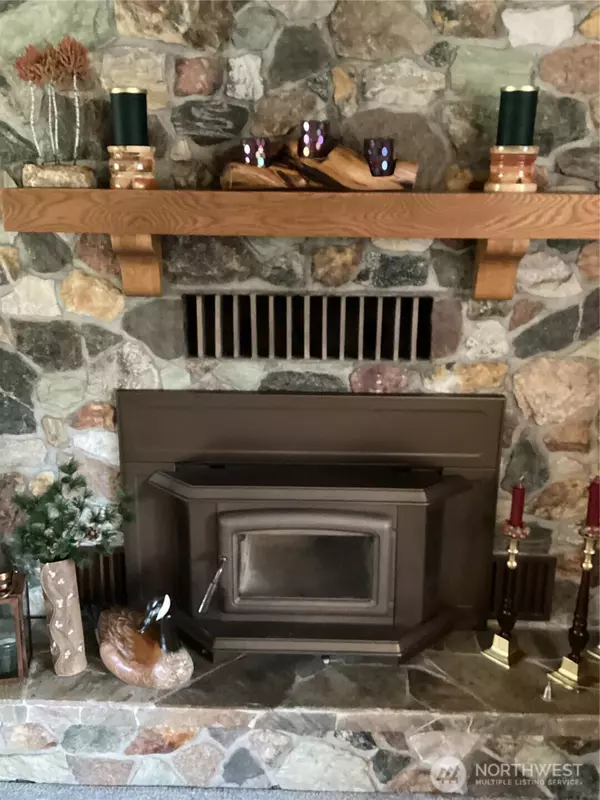 Omak, WA 98841,319 Oak ST