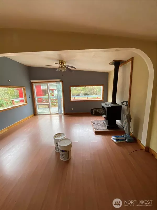 Ocean Shores, WA 98569,581 NE Dolphin