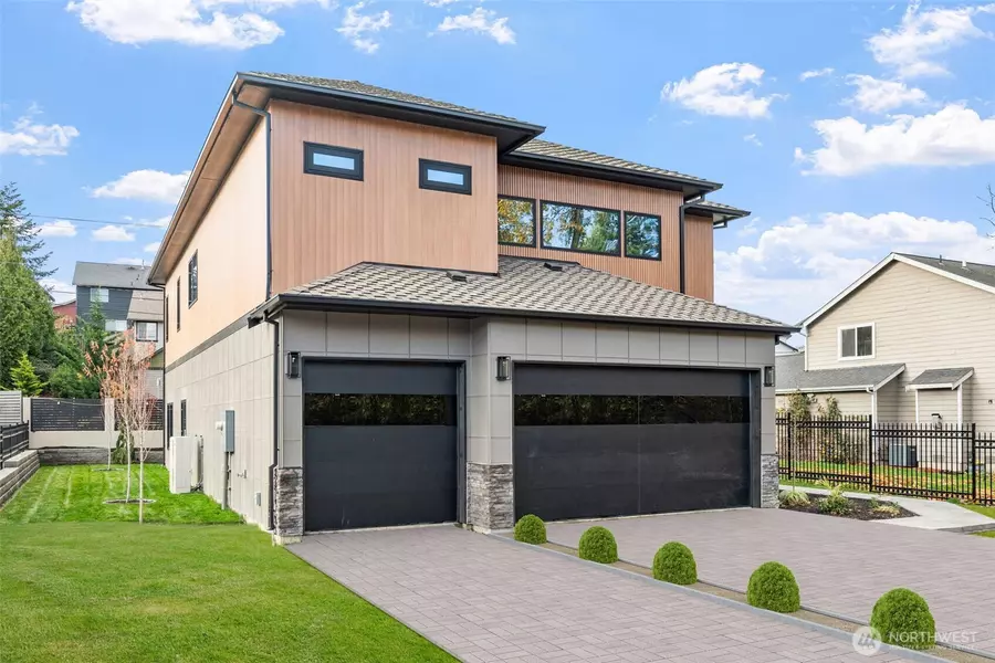 1221 158th PL SW, Lynnwood, WA 98087