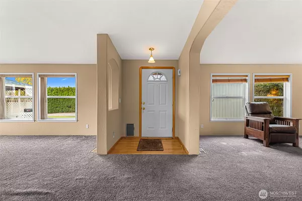 Wenatchee, WA 98801,420 Sunnyslope Heights RD