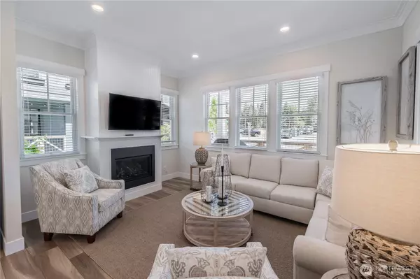 Pacific Beach, WA 98571,441 E Compass ST