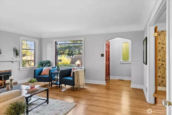 Seattle, WA 98115,1742 NE 89th ST