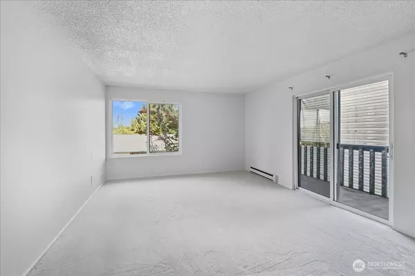 Seattle, WA 98148,17431 Ambaum BLVD S #B12