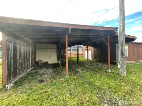 Forks, WA 98331,131 SW E ST