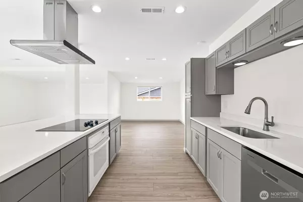 Puyallup, WA 98373,7203 126th ST E