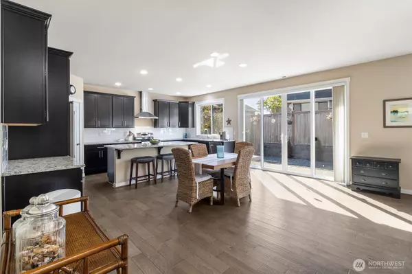 Anacortes, WA 98221,2712 Coho LN