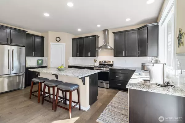 Anacortes, WA 98221,2712 Coho LN