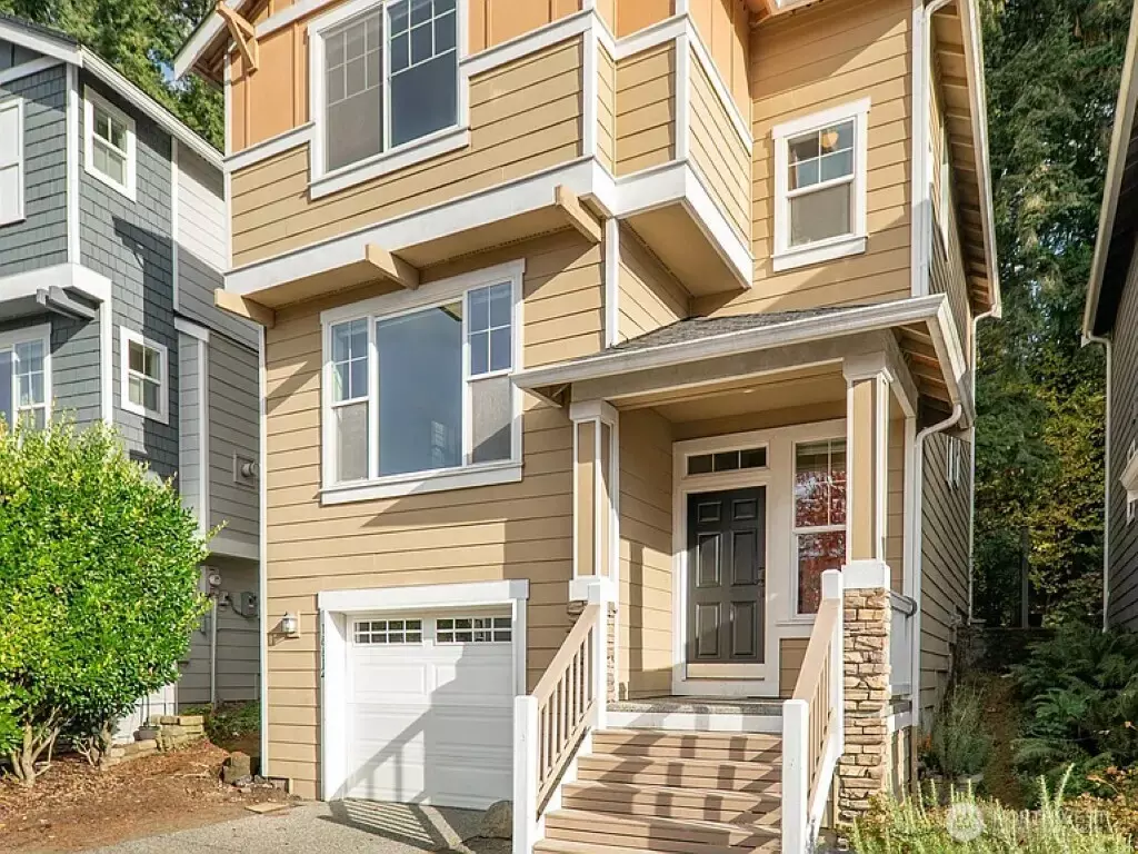 Woodinville, WA 98072,18612 144th AVE NE