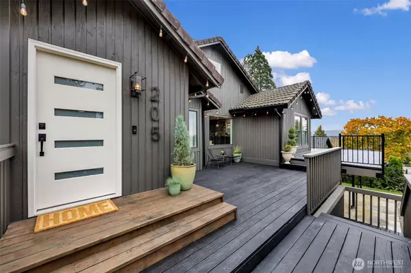 Ridgefield, WA 98642,205 S Hillhurst RD