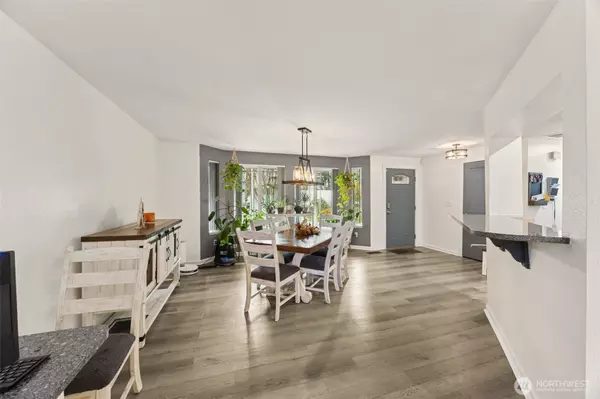 Graham, WA 98338,22806 70th AVE E