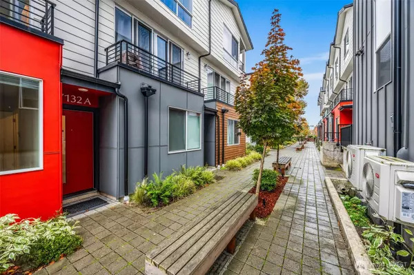 Seattle, WA 98108,7132 Beacon AVE S #A