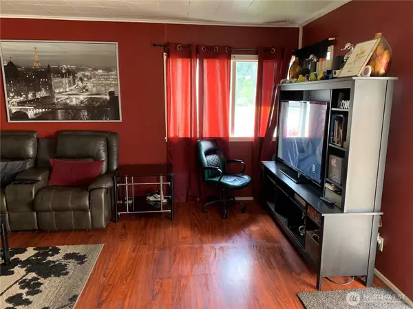 Renton, WA 98056,632 Index AVE NE