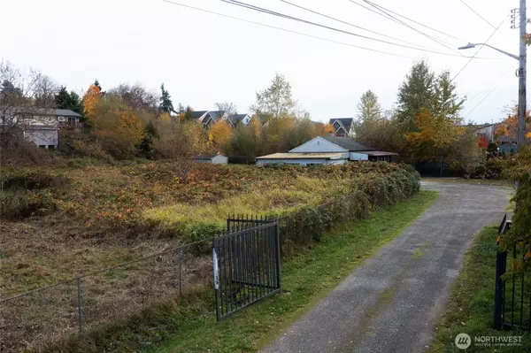 30 XX S Dakota ST, Seattle, WA 98108