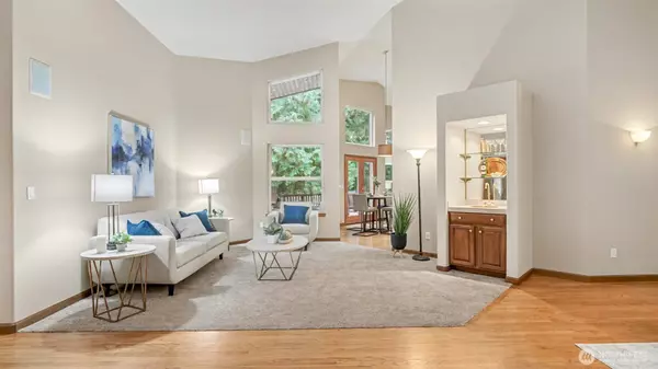 Duvall, WA 98019,12816 322nd AVE NE