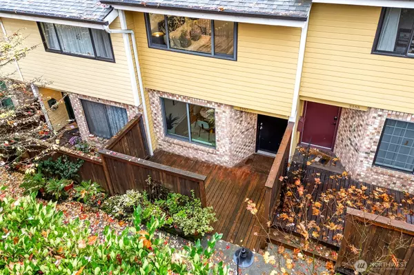 Seattle, WA 98112,2591 E Madison ST #2557