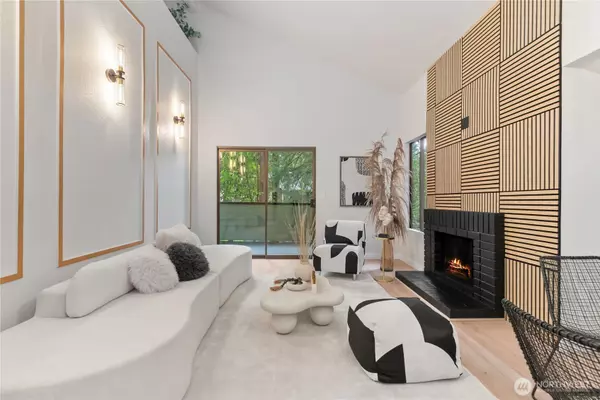 Federal Way, WA 98003,155 S 330th ST #D